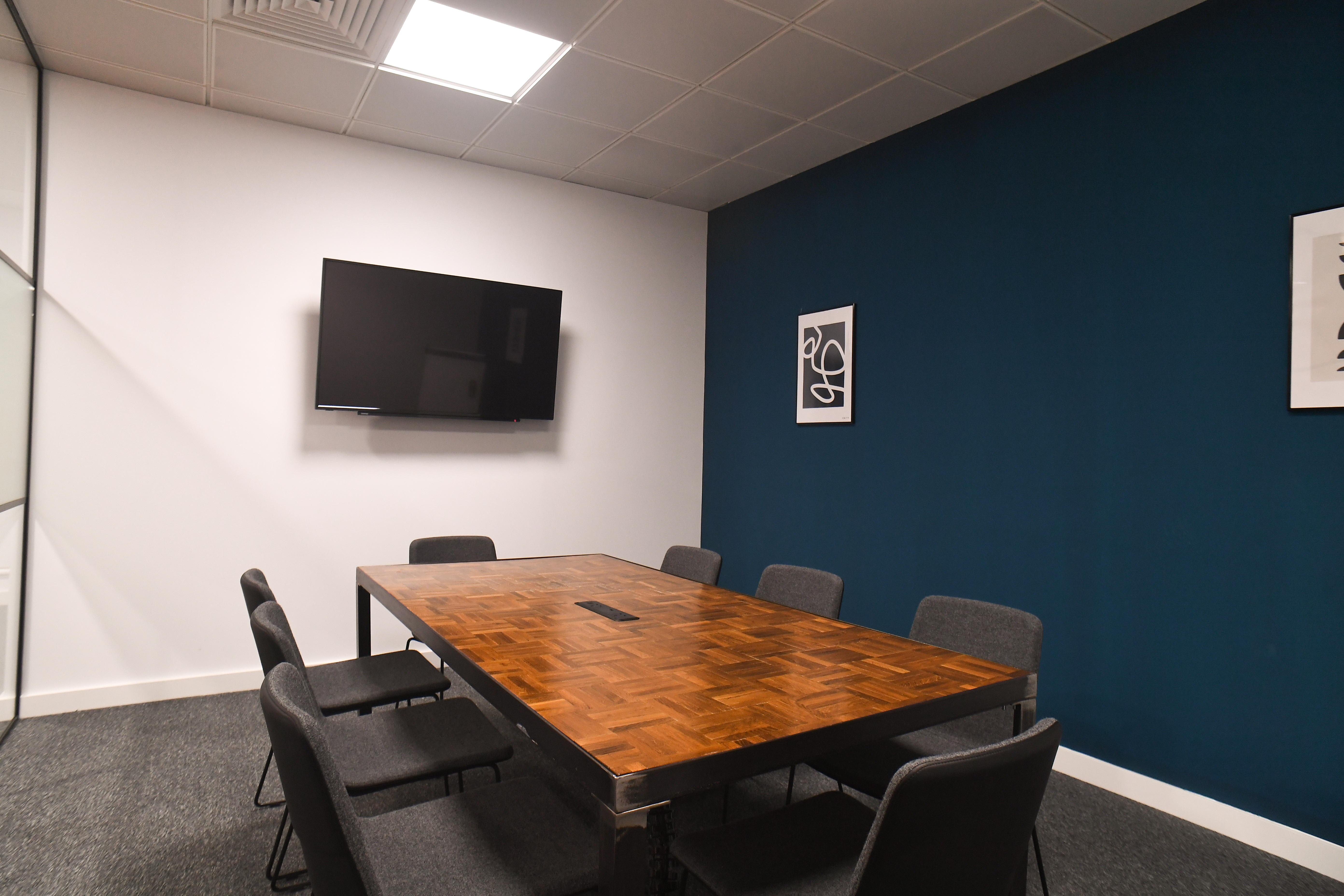 Large Team Collaboration Space